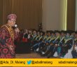 Ketua RW 23 Purwantoro beri Orasi Ilmiah kepada para Wisudawan Kampus Farmasi