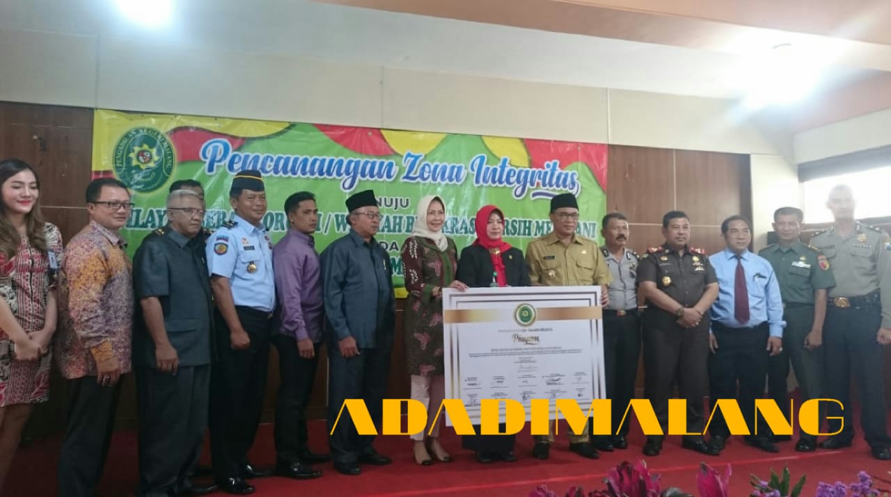 Pengadilan Negeri Kota Malang Canangkan Zona Integritas