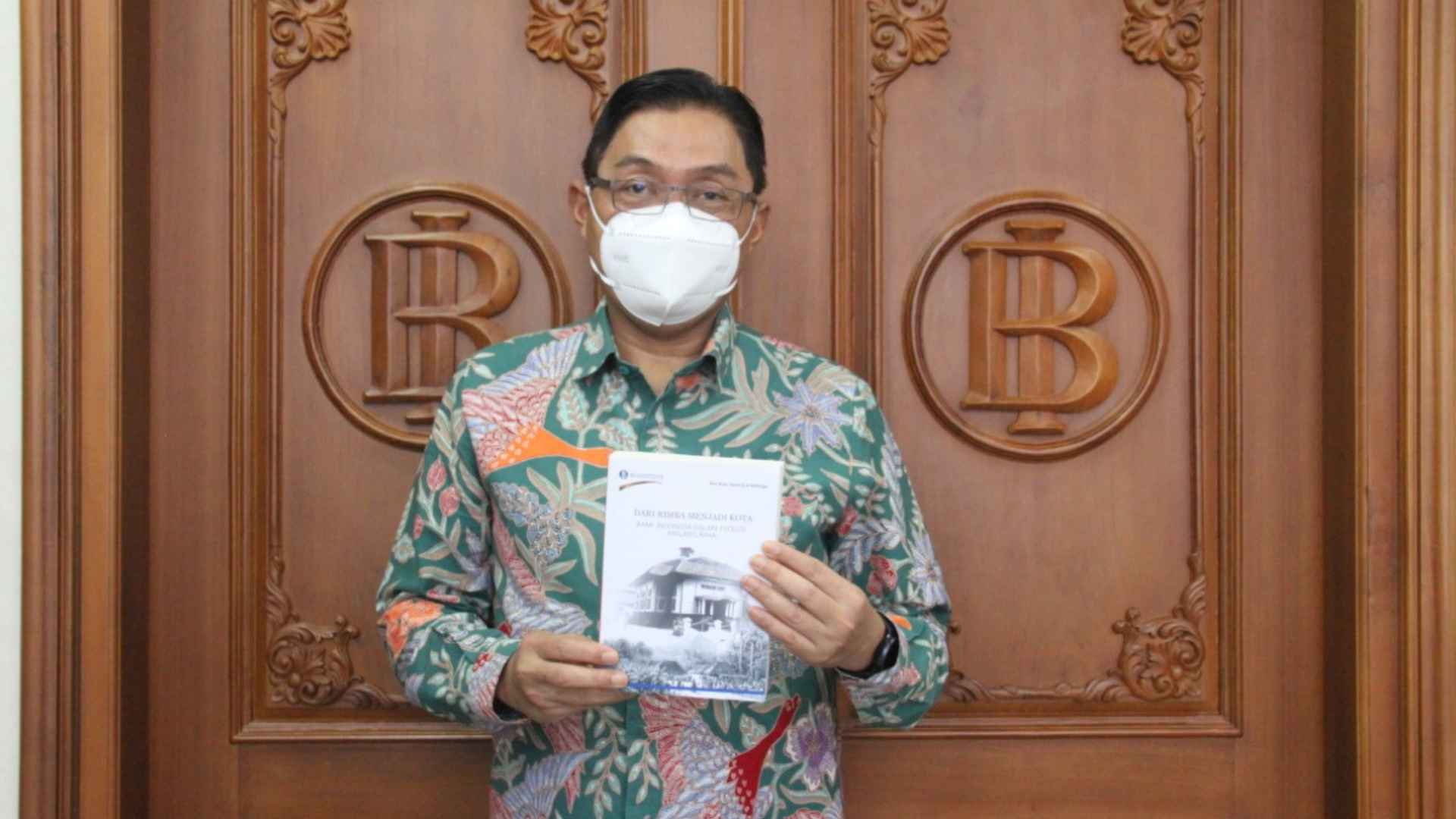 BI Institute Luncurkan Buku ‘Dari Rimba Menjadi Kota : Bank Indonesia Dalam Evolusi Malang Raya’