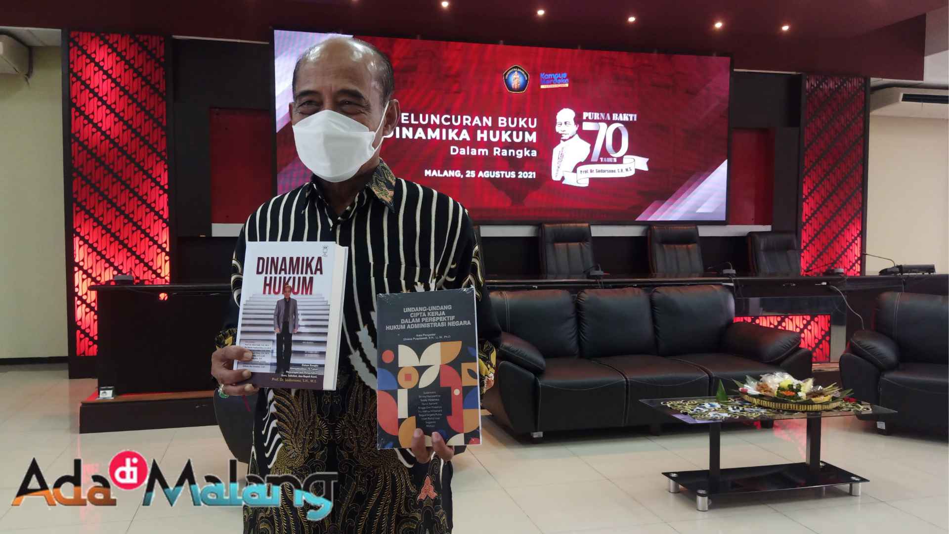 Peluncuran Dua Buku Menjadi Kado Manis 70 tahun Prof Sudarsono FH UB