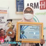 Wakil Ketua I STIE Malangkucecwara, Dra. Tutik Arniati, Ak., M.M., CA., CPA., saat konferensi pers pagi tadi (Foto : Agus Yuwono ~ AdaDiMalang.com)
