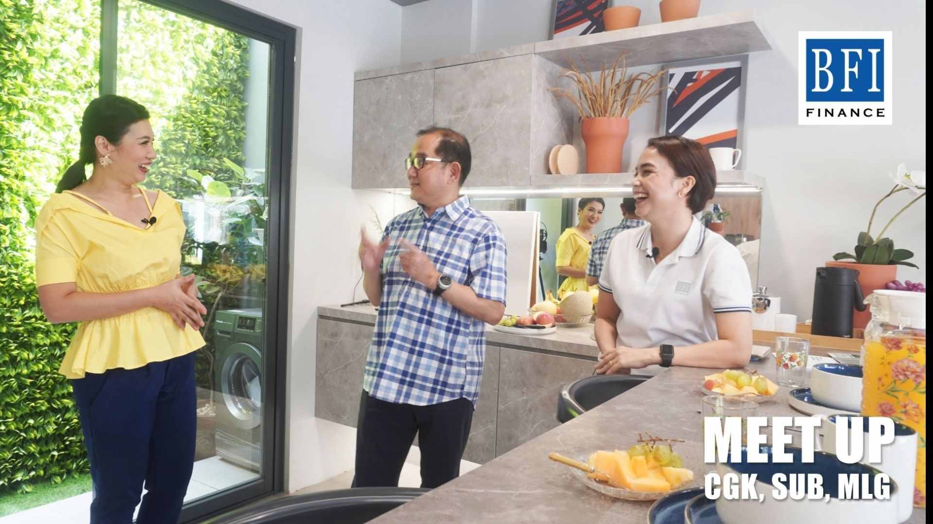 Kiri ke Kanan : Jessica William (Host), Rudy Eddy Widjaja (Senior Vice President Consumer Business), Desliana Sidabutar (PBF Product Head)