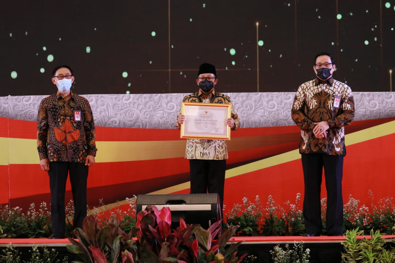 Pemerintah Kota Malang Raih Penghargaan Anugerah Meritokrasi