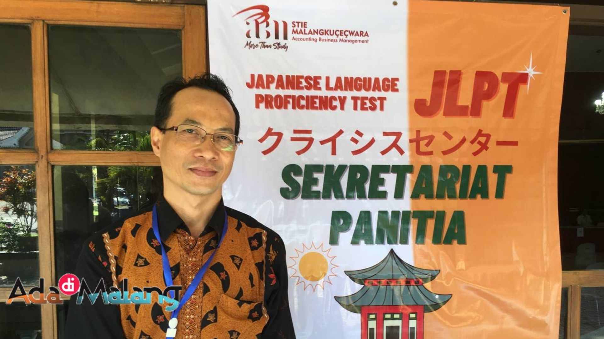 Ketua Panitia JLPT di kampus STIE Malangkuçeçwara (ABM) Malang, Aji Setyanto (Foto : Agus Y ~ AdaDiMalang.com)