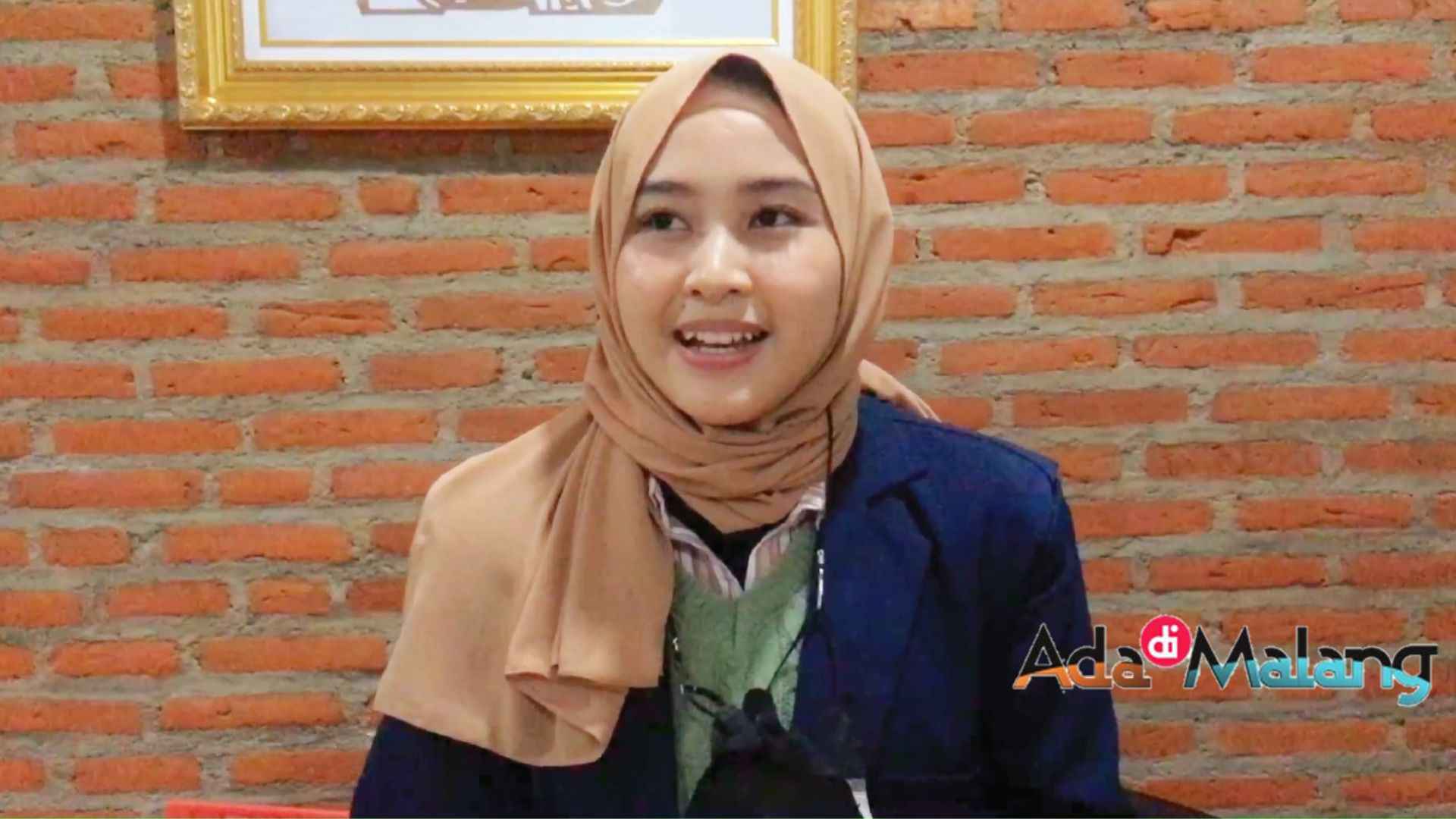 Deshea Vernanda Puteri, salah satu mahasiswi FEB UB yang akan melaksanakan kegiatan KKN di RW 19 Purwantoro Kota Malang (Foto : Agus Y ~ AdaDiMalang.com)