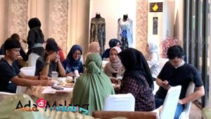 Masyarakat, undangan dan pelanggan Catering Niki Eco selama dua hari ini mengikuti testfood Catering Niki Eco di Resto Niki Kopitiam Malang