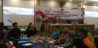100 lebih penyandang disabilitas di kota Malang mengikuti pendidikan politik yang digelar oleh Bakesbangpol Kota Malang di Hotel pelangi hari ini, Kamis (02/03/2023)