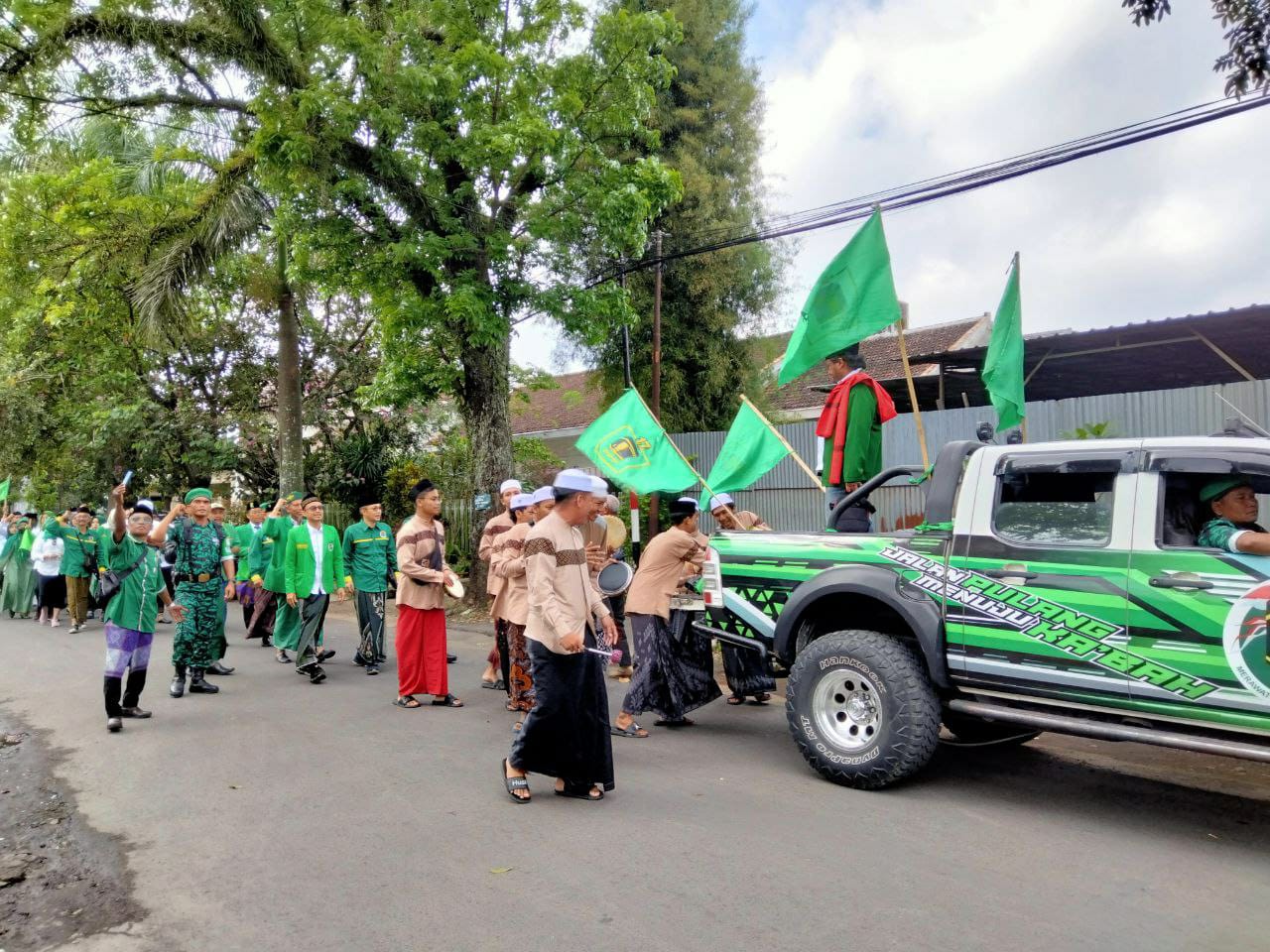 Hadrah Dan Istighotsah Iringi Bacaleg PPP Kota Malang Masukkan Berkas ke KPU Kota Malang