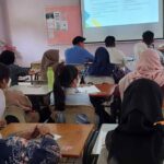 Dosen Institut ASIA Malang saat melaksanakan kegiatan Guest Lecture (Kuliah Tamu) di salah satu kampus Malaysia