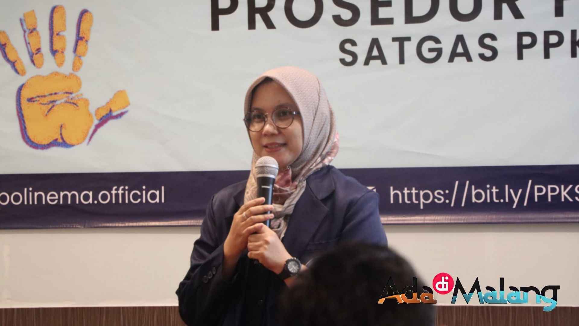 Ketua Satgas PPKS Polinema, Dr. Hudriyah Mundzir, SH., MH. saat memberikan sambutan dalam pelaksanaan workshop tersebut (Foto : istimewa)