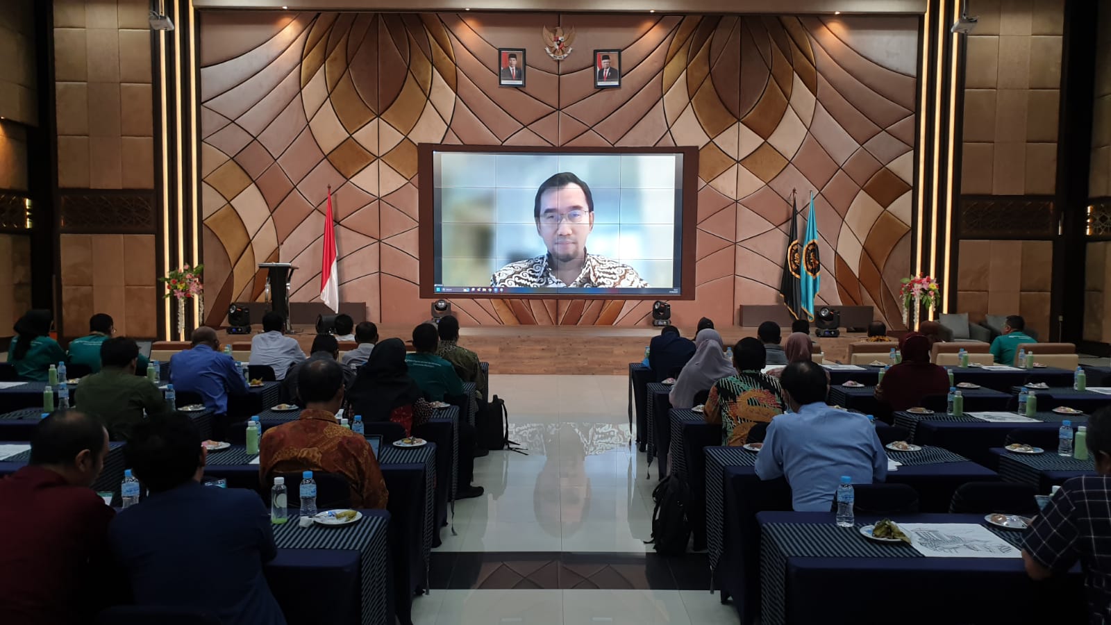 Rektor Universitas Brawijaya (UB), Prof. Widodo, S.Si., M.Si., Ph.D. Med.Sc., saat menyampaikan sambutannya secara virtual (Foto : Istimewa)