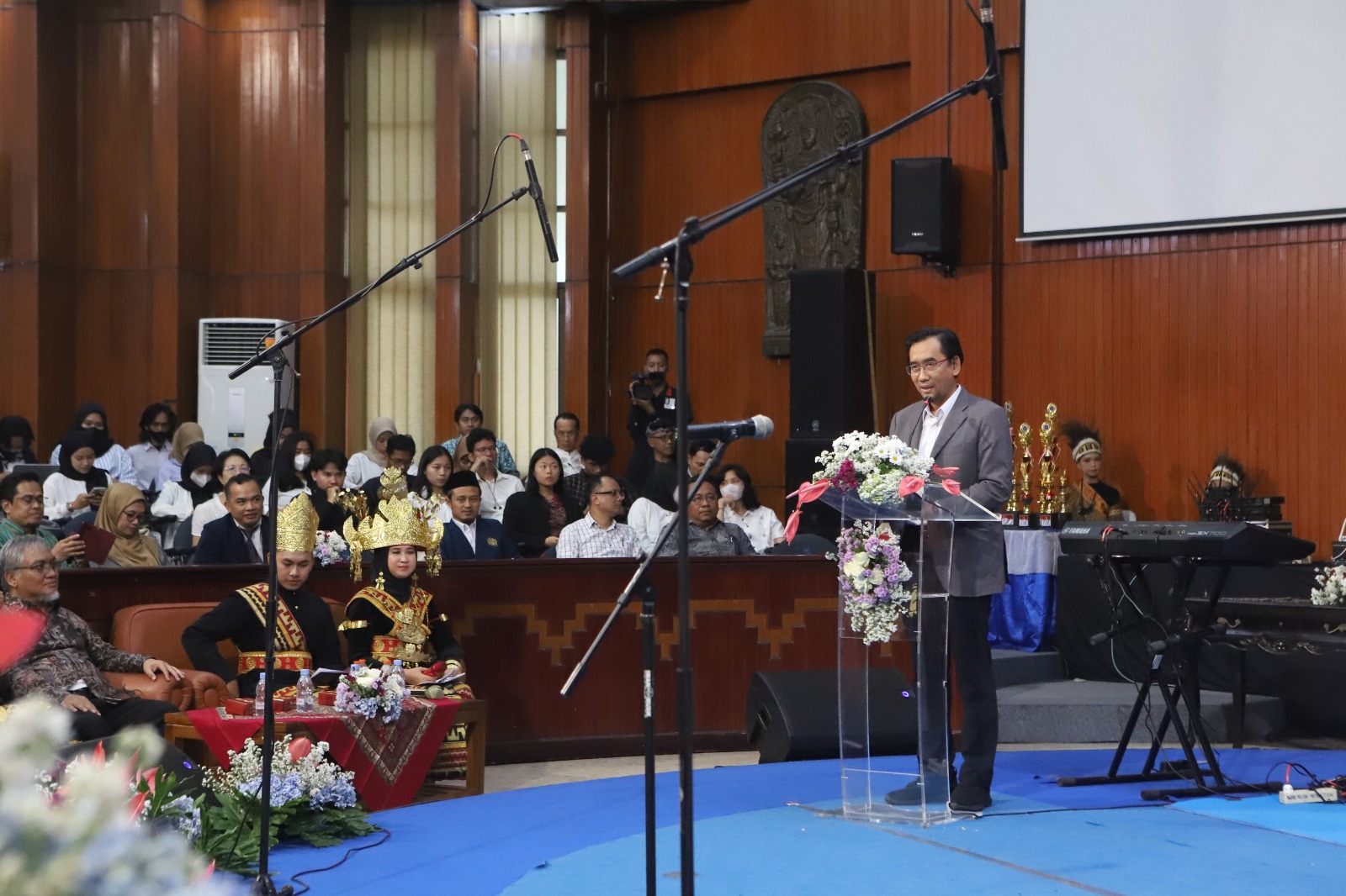Rektor UB Malang, Prof. Widodo SSi., Msi., Ph.D. saat menyampaikan sambutan