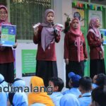 Para siswa SD Muhammadiyah 4 Kota Batu mendapatkan sosialisasi edukasi kesehatan Gigi dan Mulut dari para guru dan Tim Dokter Gigi kegiatan Brush adn Day 2023 (Foto : Istimewa)