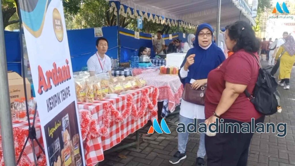 36 anggota Kopdit Kosayu Malang yang memiliki usaha diberikan kesempatan memamerkan produknya (Foto : Agus Yuwono)