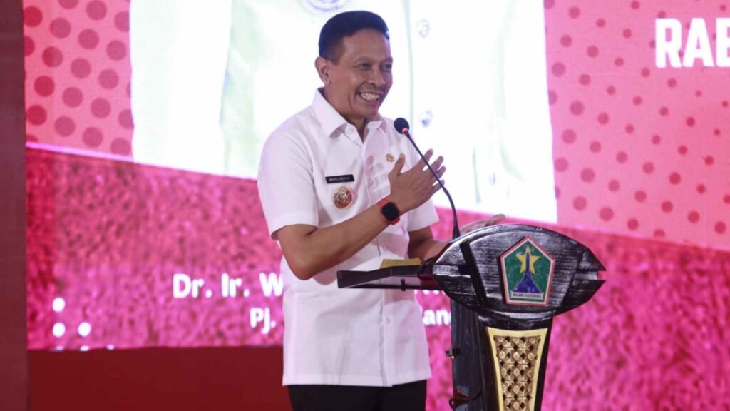 Pj Wali Kota Malang, Dr. Ir. Wahyu Hidayat, MT., saat memberikan sambutan sebelum launching Malang kota CSIRT pagi tadi