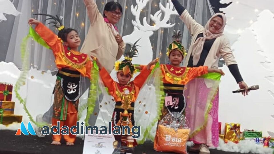 Salah satu tim dari Sanggar Tari Gantari Kreasi Nusantara berhasil meraih juara 1 di kategori kelompok usia TK di ajang kompetisi yang dgelar EO Warna hari ini (Foto : Ist)