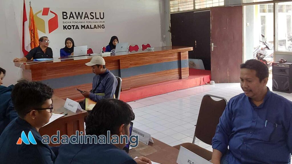 Suasana saat proses pendaftaran Panwaslu Kecamatan di Kantor Bawaslu Kota Malang beberapa waktu lalu (Foto : Istimewa)