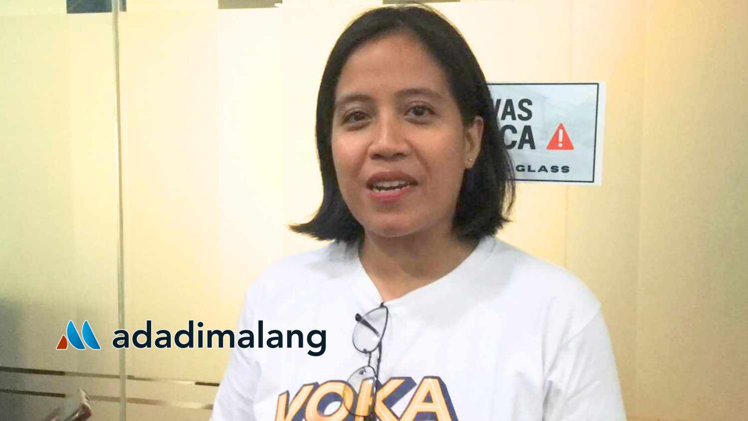 Ketua Panitia Pelaksana Vokasi PKKMABA Yuwaraja 2024 yakni Hapsari Dian Sylvatri, S.S., M.I.Kom. saat memberikan keterangan kepada wartawan usai pelaksanaan kegiatan Yuwarakja XVI (Foto : Agus Yuwono) 