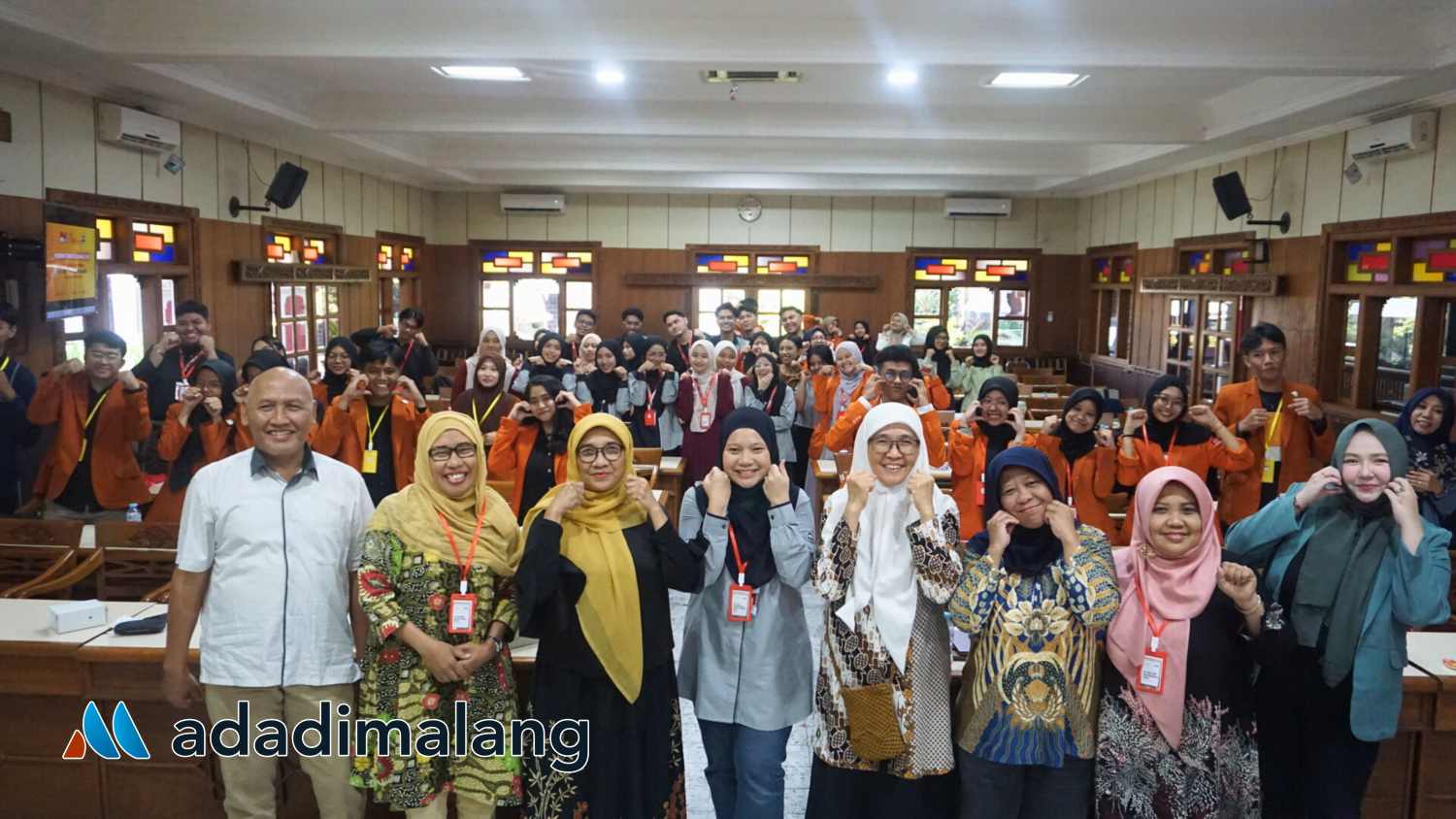 Sebanyak 21 mahasiswa Universiti Sains Islam Malaysia (USIM) melakukan International Academic Visit ke STIE Malangkuçeçwara mulai pagi tadi (Foto : Agus Yuwono)