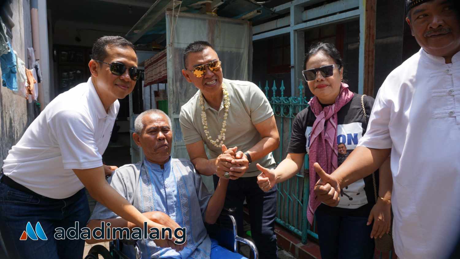 Berkunjung Ke Mojolangu, Paslon Abadi Didoakan Menang oleh Warga Yang Tengah Sakit
