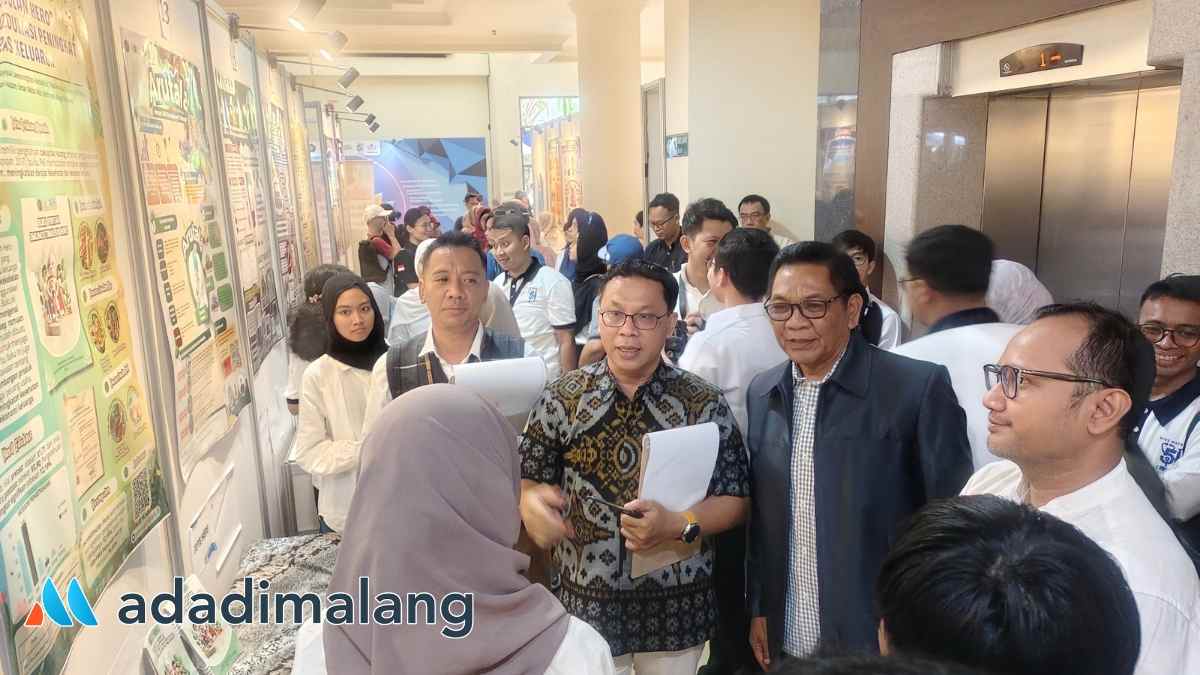 Suasana Lomba Inovasi di FK UB pagi hari tadi (Foto : Agus Yuwono)