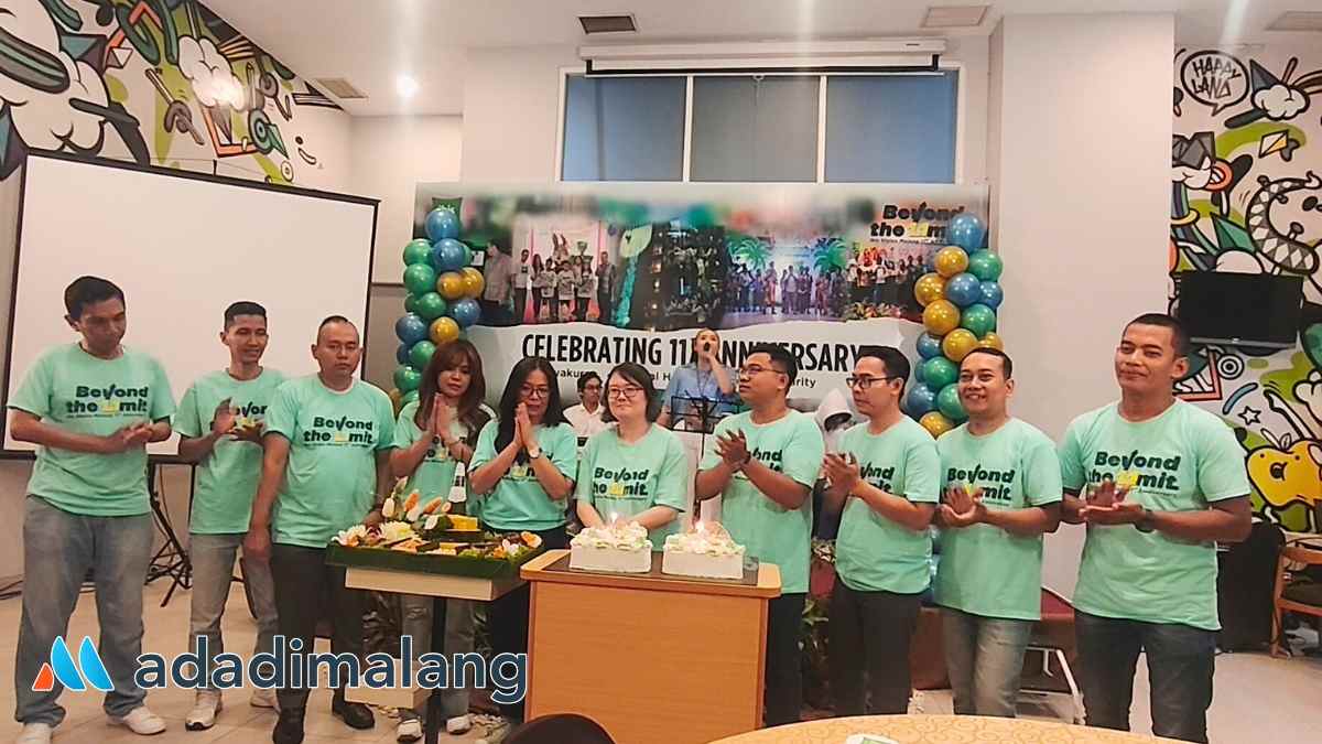 Manajemen Hotel Ibis Styles Malang akan melakukan pemotongan kue dan tumpeng (Foto : Agus Yuwono)