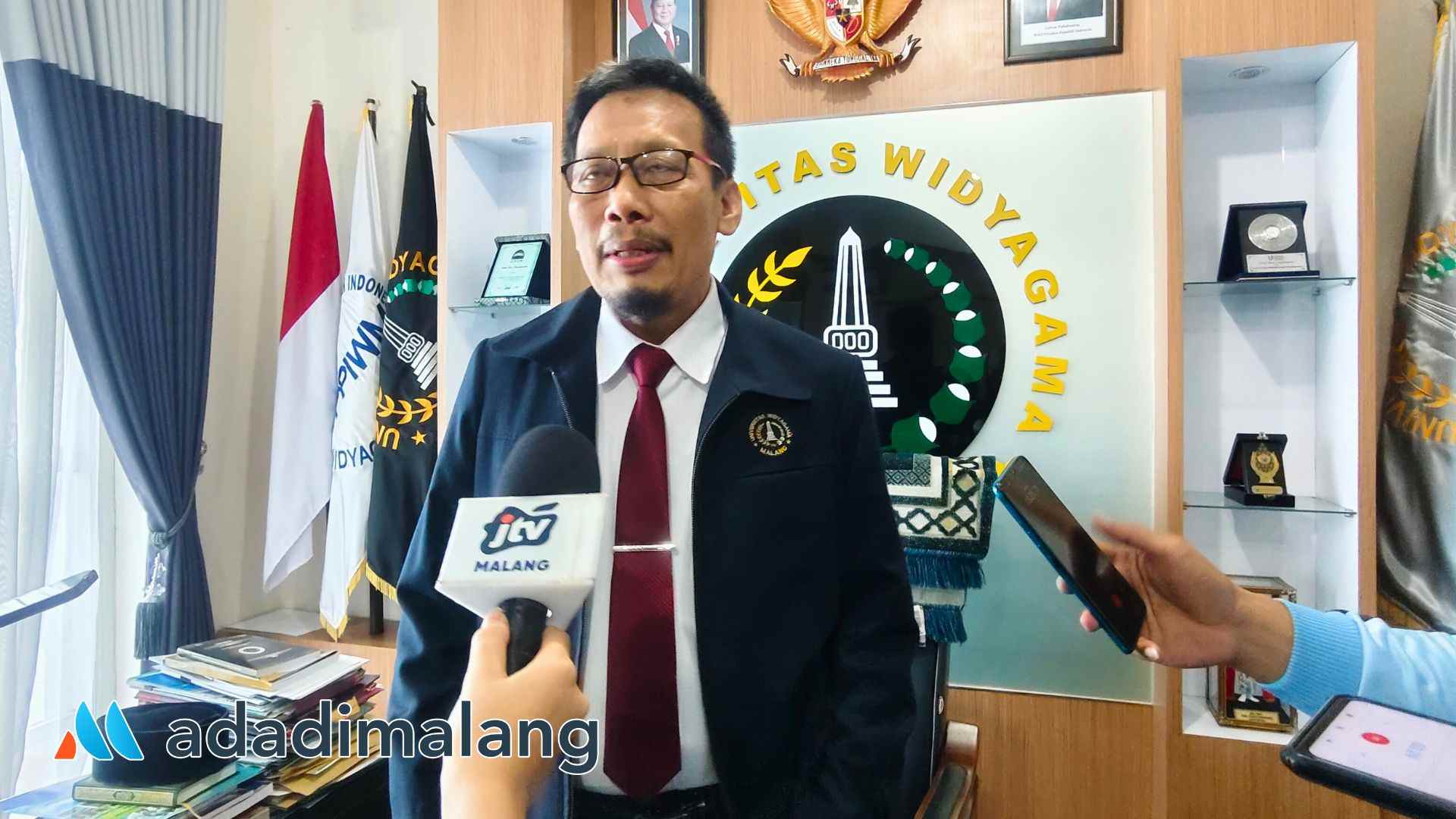 Rektor Universitas Widyagama Malang, Dr. Anwar, SH., M.Hum.(Foto : Agus Yuwono)