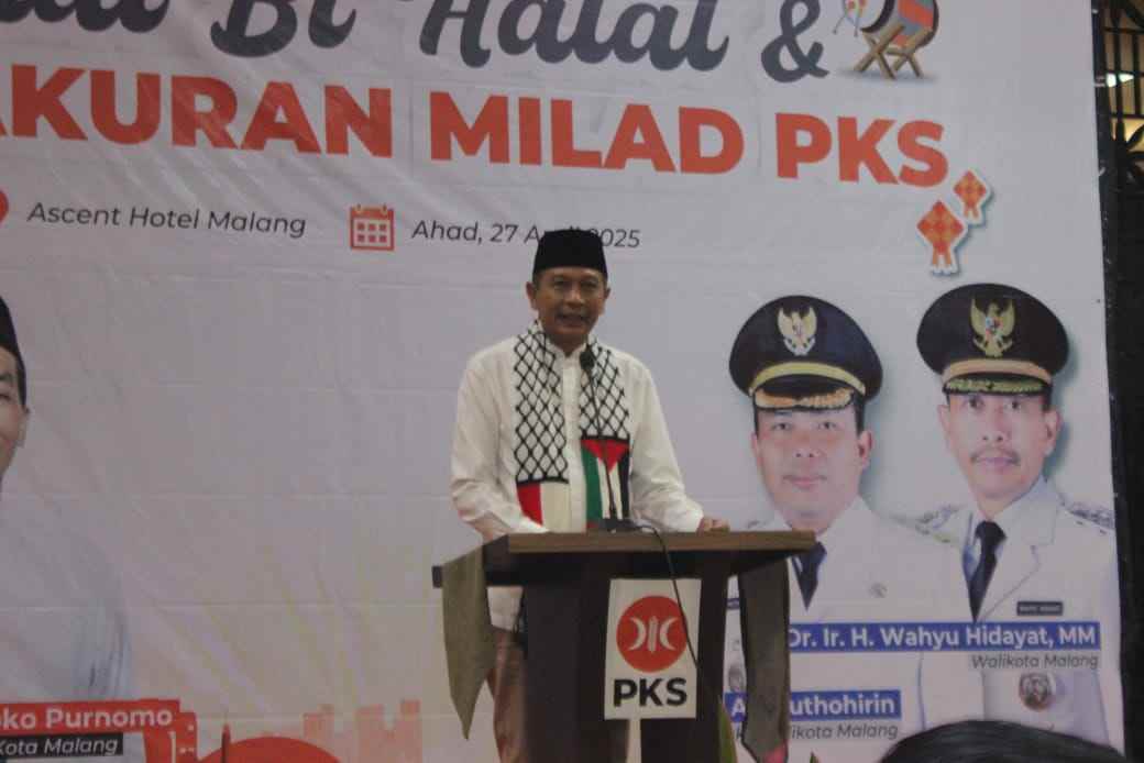 Wali Kota Malamg Dr. Ir. Wahyu Hidayat, MM., saat memberikan sambutan dalam acara Milad ke-23 PKS di kota Malang