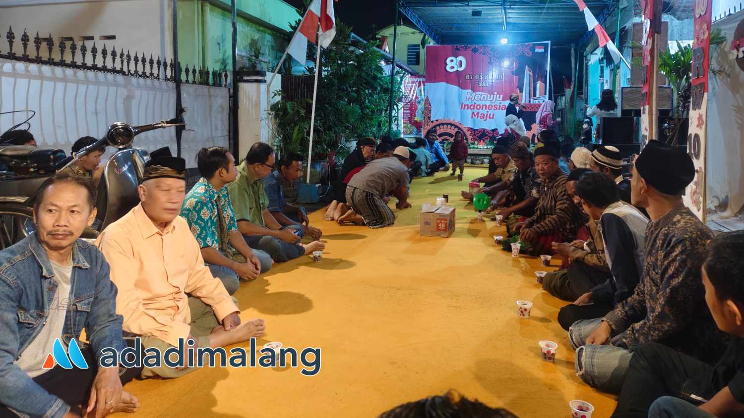 “Tempoe Doeloe” di Pandanwangi, Warga Tasyakuran Malam Kemerdekaan ke-80 dengan Nuansa Nostalgia