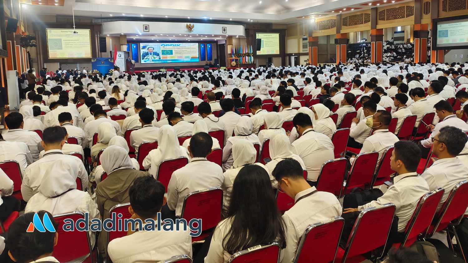 Menteri Lingkungan Hidup Dorong Mahasiswa Pascasarjana UB Jadi Garda Terdepan Penyelamat Lingkungan