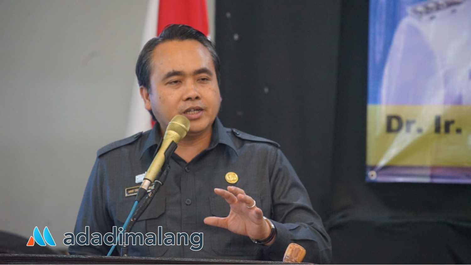 Kepala Disnaker-PMPTSP Kota Malang, Arif Tri Sastyawan saat membuka kegiatan pelatihan olahan pangan yang diikuti pekerja Pabrik Rokok (Foto : Ist)