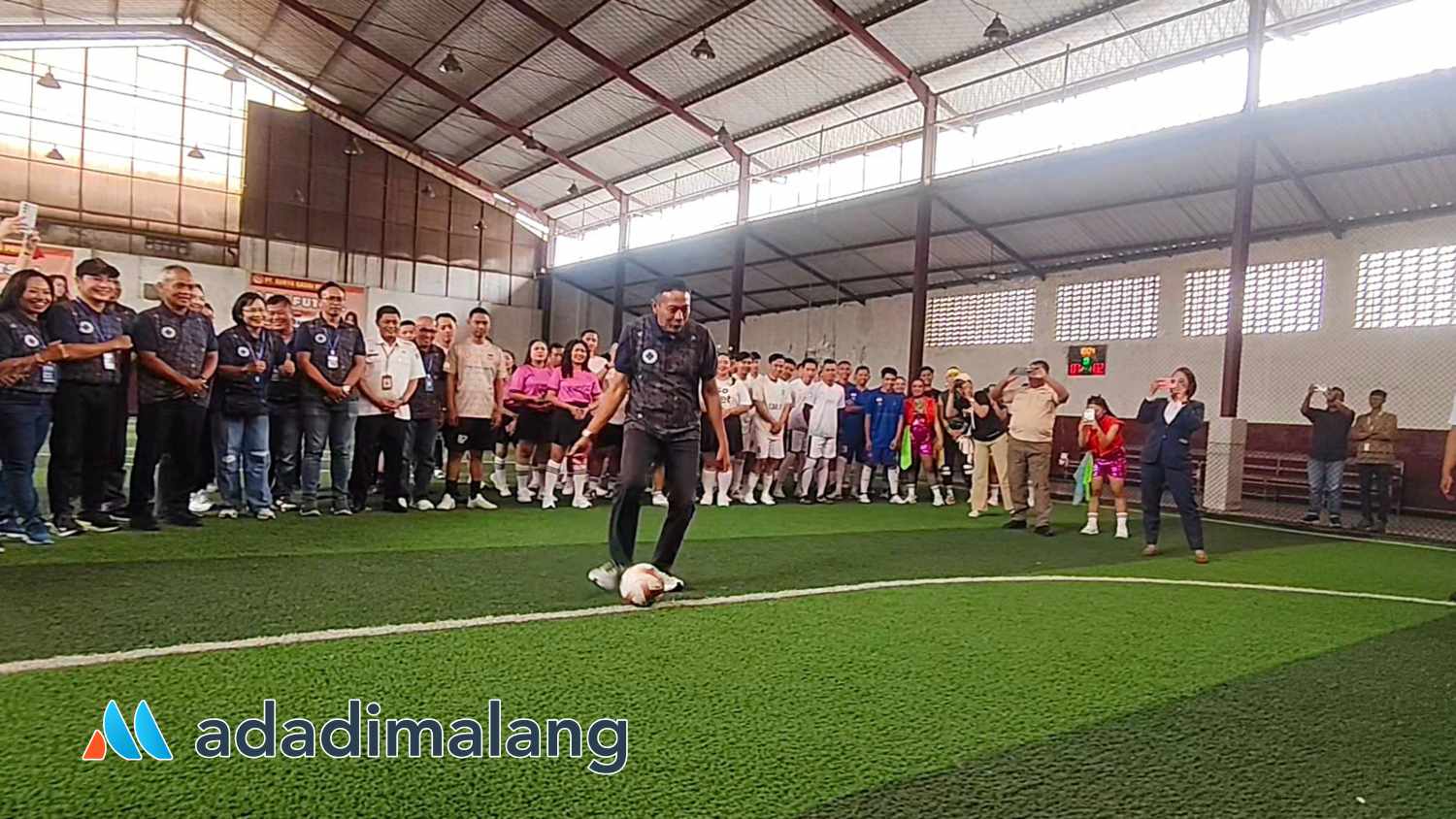 Dukung Pengembangan Sport Tourism Di Kota Malang, Wali Kota Malang Buka Turnamen Futsal PHRI 2025
