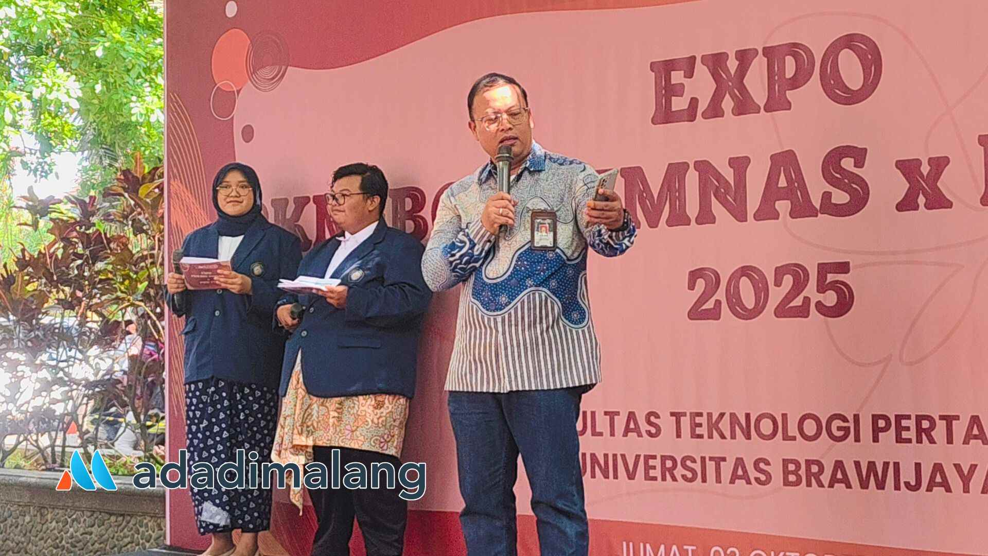 Dekan FTP UB, Prof. Yusuf Hendrawan, STP. M.App.Life.Sc. Ph.D., saat menyampaikan sambutan dalam pembukaan kegiatan Expo PKM Box 2025 pagi tadi (Foto : Agus Y)
