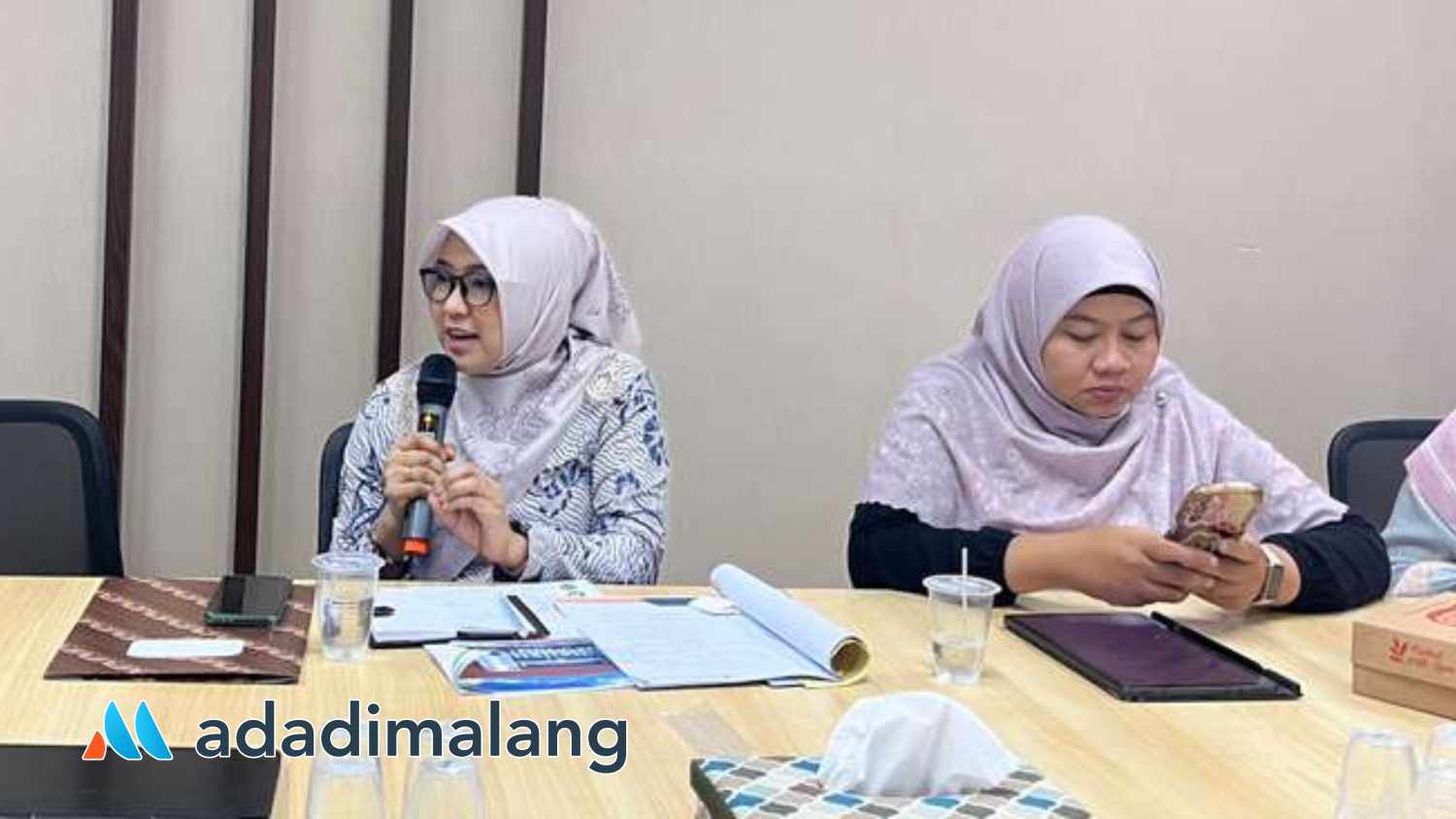 Penyampaian materi oleh Puspa Permanasari, S.T., M.T. (Kepala Bidang Pertanian Dinas Pertanian dan Ketahanan Pangan Kota Batu)