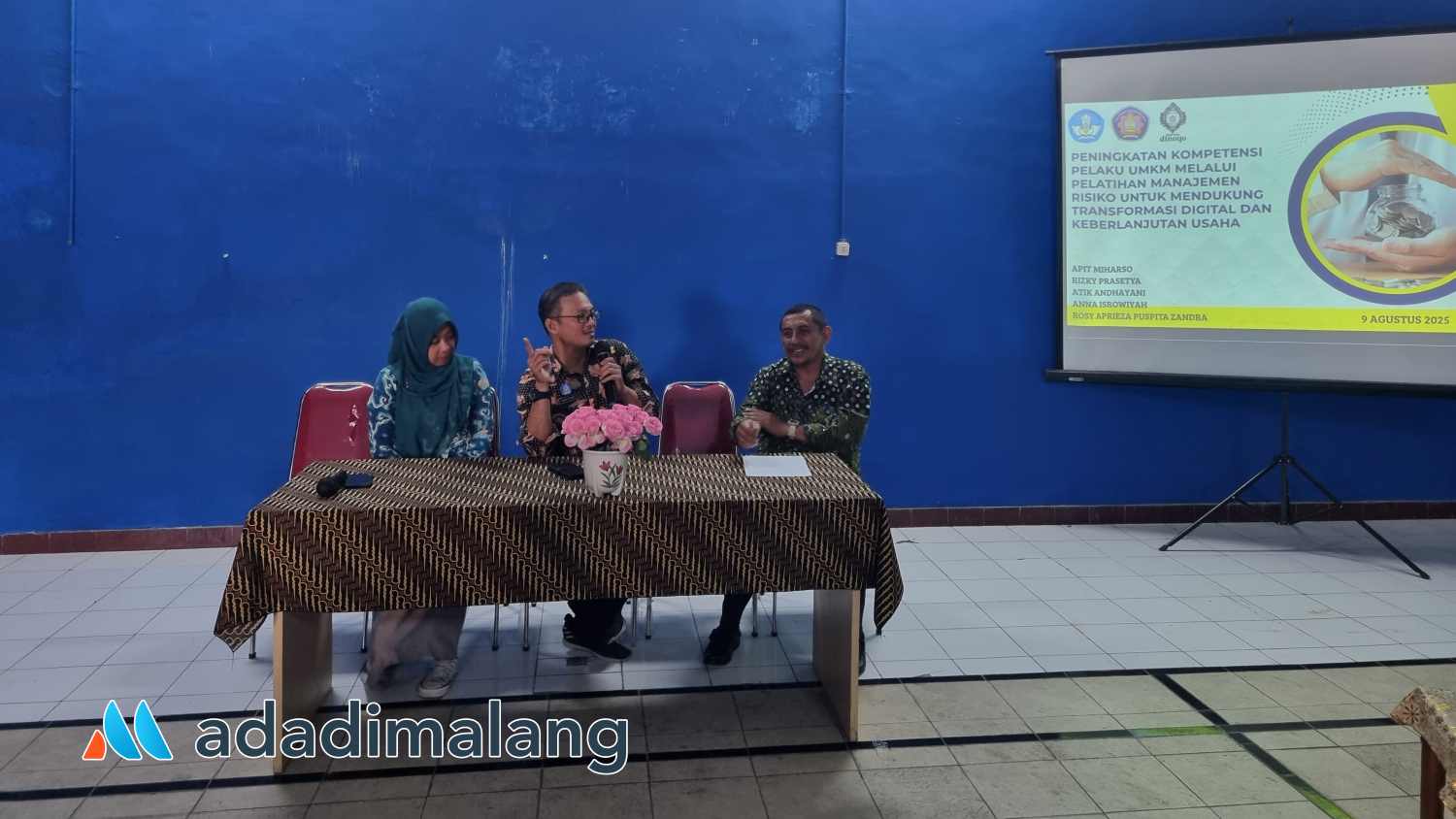 Pembukaan kegiatan oleh Lurah Dinoyo, Edwin Daniel Seputra yang merupakan mitra dari Tim Dosen POLINEMA (Foto : Ist)