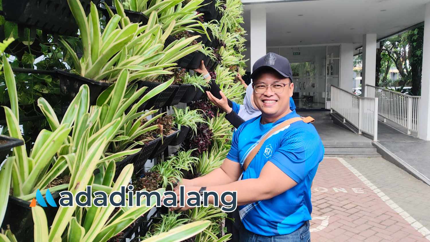 Peresmian Vertical garden Pertama di UB pagi hari tadi