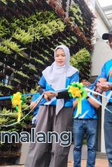 Peresmian Vertical Garden pertama di UB di kampus FTP UB pagi tadi (Foto : Agus Yuwono)