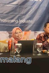 Narasumber dari Disperindag Provinsi Jawa Timur saat memaparkan materinya di hari kedua pagi tadi (Foto : Agus Yuwono)