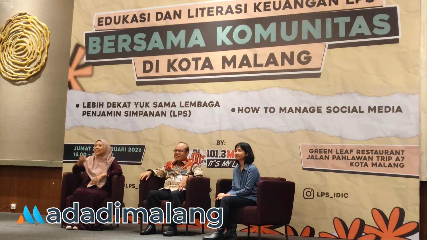 Tiga pemateri dari LPS, OJK Malang dan Media Sosial Expertis hadir dalam kegiatan tersebut (Foto : Agus Yuwono)