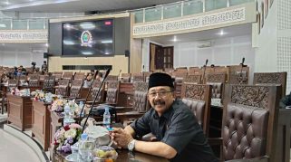 Anggota Fraksi Partai Kebangkitan Bangsa (FPKB) DPRD kota Malang, Arief Wahyudi, SH., usai memberikan keterangan kepada awak media