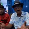 Pembina Lingkungan Tingkat Nasional asal kota Malang, ir. H. Bambang Irianto bersama ketua RT 6 RW 2 Arjosari