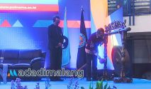 Dirjen Sains dan Teknologi Kemendiktisaintek, Prof. Dr. Ahmad Najib Burhani, MA., saat membuka kegiatan Expo Hasil Riset POLINEMA pagi tadi (Foto : Agus Yuwono)