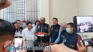 Wamenkes RI, Benjamin Paulus Octavianus saat meninjau Puskesmas Cisadea Purwantoro, Kelurahan Blimbing, Kota Malang (Foto : Fatma AdaDiMalang)
