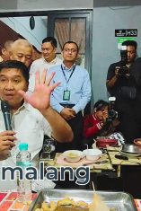 Menteri Perumahan dan Kawasan Permukiman (PKP) Maruarar Sirait saat berdialog dengan penghuni perumahan FLPP di Lawang Park Residence 2 (Foto : Agus Yuwono)