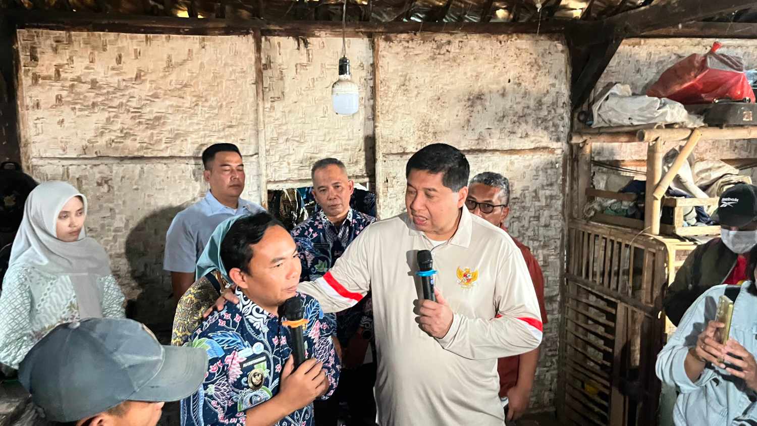 Wakil Wali Kota Malang Ali Muthohirin saat bersama Menteri Perumahan dan Kawasan Permukiman (PKP), Maruarar Sirait dalam kunjungan ke Kota Malang. (Foto : Fatma AdaDiMalang)
