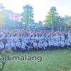 Foto bersama dalam kegiatan pemberangkatan Mahasiswa Membangun Desa (MMD) 2026 (Foto : Fatma AdaDiMalang)