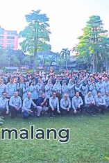 Foto bersama dalam kegiatan pemberangkatan Mahasiswa Membangun Desa (MMD) 2026 (Foto : Fatma AdaDiMalang)