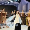 Desainer Migi Rihasalay saat tampil bersama delapan modelnya di ajang Malang Fashion Runway malam tadi (Foto : Agus Yuwono)