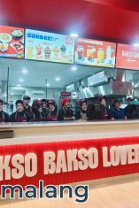 Gerai 'Bakso Gacoan' kini telah hadir di kota Malang dan beroperasional mulai hari ini (Foto : Agus Yuwono)