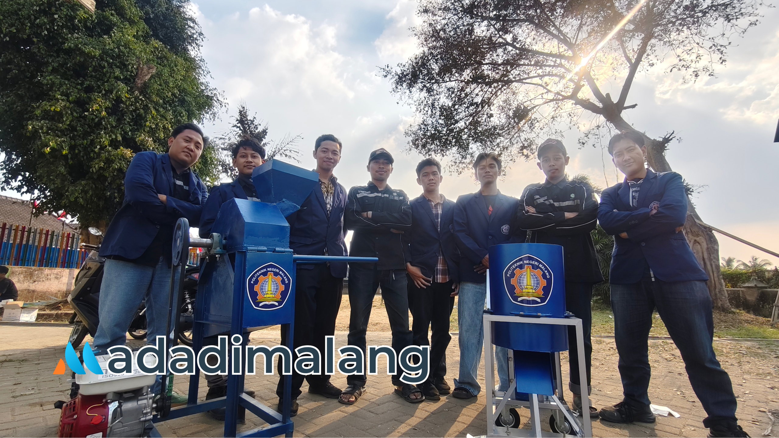 Beberapa tim mahasiswa POLINEMA berhasil membuat inovasi alat untuk menjadi solusi kebutuhan masyarakat desa Tulus Besar (Foto : Agus Yuwono)